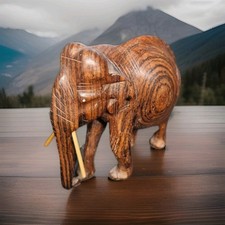 Elefant Holzfigur