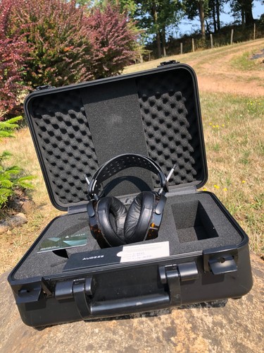Audeze lcd headphone - audeze,