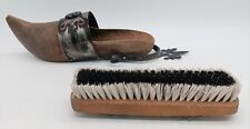 Antike Schuhbürste in Holzschuh, Schmiedeeisen, Deko Artikel
