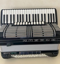 Akkordeon Hohner Morino VS 120