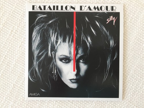 Silly bataillon amour - -,