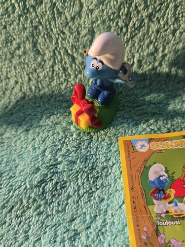 Sammelfigur die - Ü,
