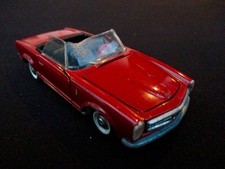 Tekno Denmark Mercedes W113 230 250 280 SL  1:43 60er 70er rot offene Version