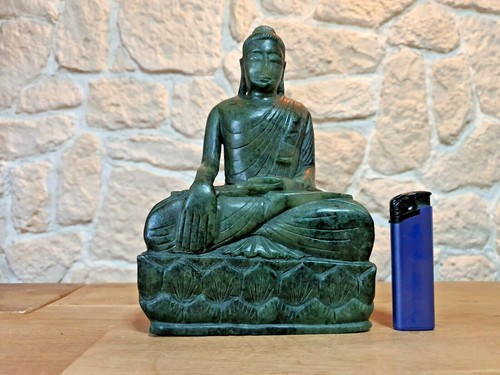 Buddha aus jade jadeit ca - jade,