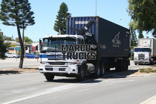 Lkw foto nissan diesel cw385 - lkw,