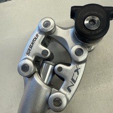 Suntour Sattelstange Parallelogramm Sattelstütze 27,2mm 350mm SP12-NCX silber ge