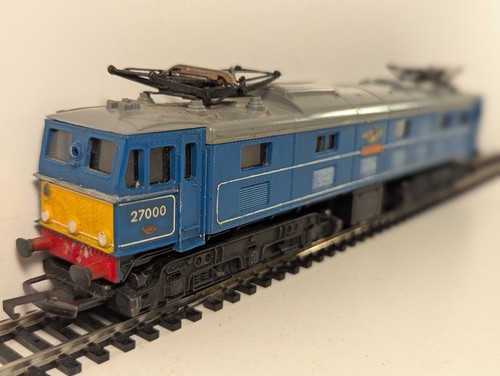 Tri ang r351 - 77, em2