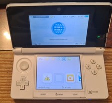 Nintendo 3DS mit