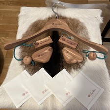 Echte Loro Piana-Geschenk Set für aus Zedernholz+ Leinen Taschentücher 