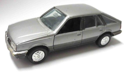 Gama mini opel ascona 16s - mini,