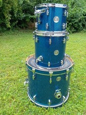Sonor Force 3005 Schlagzeug - 22" BD, 12" TT, 14" FT blue sparkle - Drumset 
