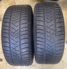 2x Winterreifen 235/45 R18 98V
