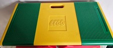 Lego Spieltisch mit Bauplatten