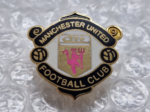 Manchester united large crest - manchester,