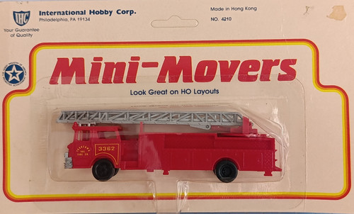 Mack ladder truck - truck, ihc