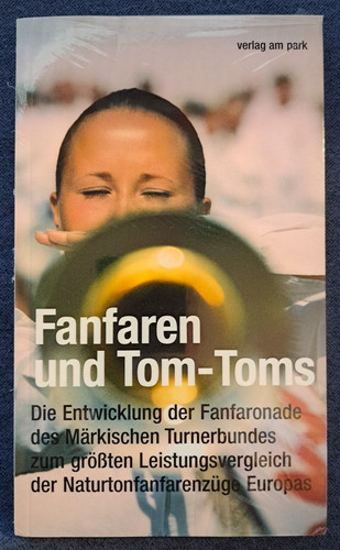 Fanfaren und tom toms - 👍fanfaren, tom-toms
