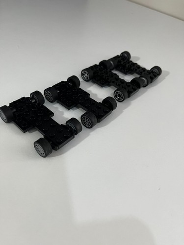 Lego pull back motor car - back,