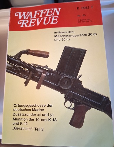 Waffen revue - revue, nr.