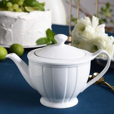 Teekanne  Porzellan weiß 1
