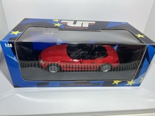 Modellauto UT Models OVP Neu BMW Z3 Roadster Rot 1:18