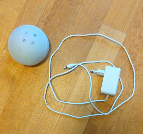 Amazon echo dot - gen), smart