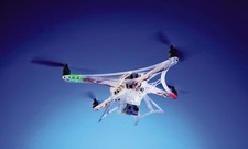 Drohne Quadcopter Plexiglas