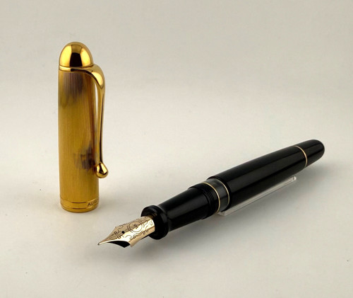 Aurora big black - 88, gold