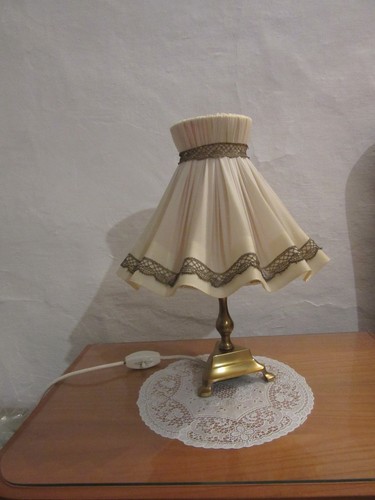 Klassische nachttischleuchte - klassische,