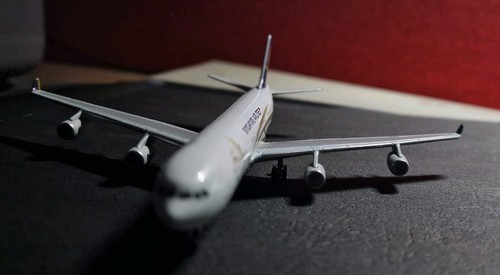 Gemini jets 400 singapore - 1:400,