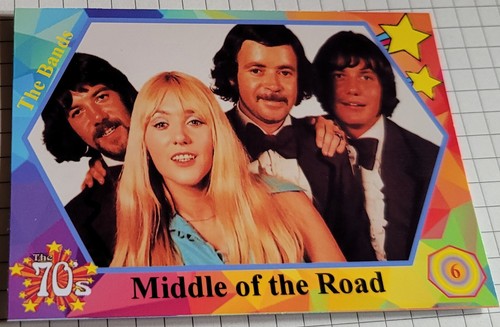 Musik band middle - of, the