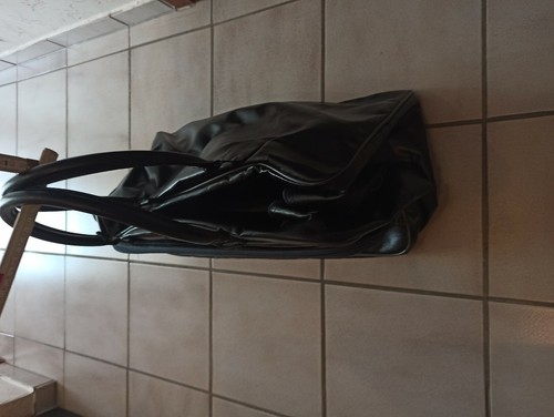 Alte schwarze reisetasche - alte,