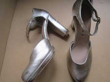 Tamaris Pumps Abendschuhe Blockabsatz 40 silber Fesselriechen neu