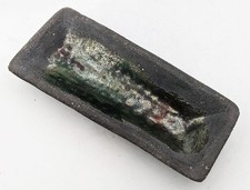 'D.T' INITIAL SEAL RAKU GREEN