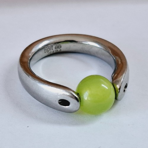 Tipit olivgrüne jade - -,