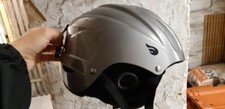 Ski und snowboardhelm von - und,