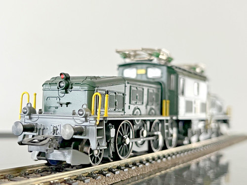 Locomotive crocodile - locomotive,