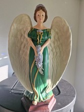Großer Engel aus Keramik
