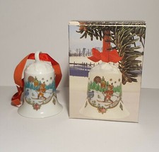 Hutschenreuther Weihnachtsglocke 1981 mit buntem Karton u. a. später