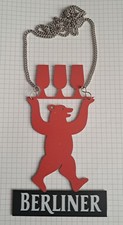 Berliner Bier Zapfhahnschild, mit Kette,  Blech