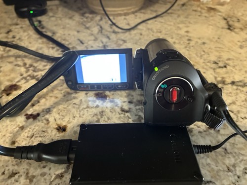 Canon fs300 digital camcorder - digital,