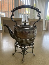 Antiker viktorianischer versilberter Wasserkocher/Teekanne auf Ständer 53A