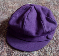süße Mütze Kappe Basecape Schirmmütze Ballonmütze lilafarben Umfang ca. 54 cm