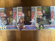 Toy Story 30th Anniversary Real Size sprechende Figur Buzz Woody Jessie Set