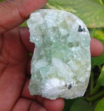 Hellgrünes Spitzes Apophyllit