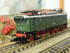 Minitrix 2974 : E-LOK BR 175 054-6 "DB" IN GRÜN SPUR N ANALOG MIT ERSATZ VP