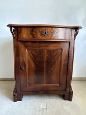 Antikes Möbel,  Vertiko