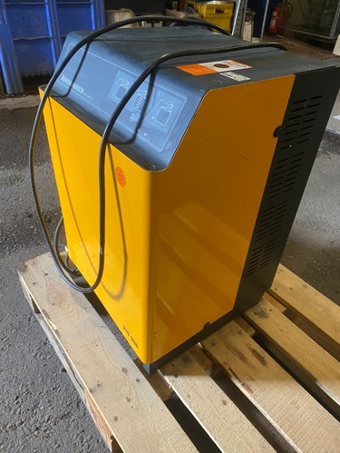 Battery charger24v - battery,