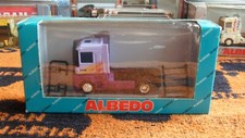 Modell von Albedo: Renault Magnum AE 500 2Achs Sattelzugmaschine hell Lila