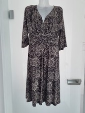 Vivien Caron Kleid 36 S 3/4 Arm V-Ausschnitt Knielang Stretch Flower Print Braun