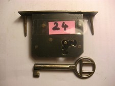 Schloss alt Einsteckschloss Dornmaß 3,2 cm Vitrine Kommode mit Schlüssel Möbel